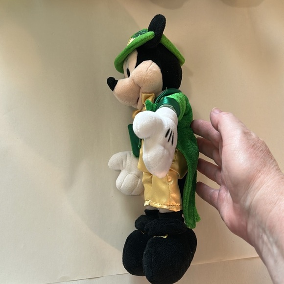 EUC Mickey Mouse authentic Disney plush in St Patrick's Day or leprechaun style - Picture 5 of 10